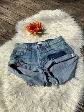 Very sexy One Teaspoon Bandits  Shorts